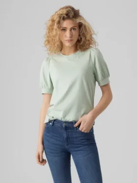 Awkerry T-Shirt
