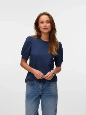 Awkerry T-Shirt