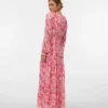 Awmaude Langes Kleid