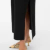 Awninna Langes Kleid