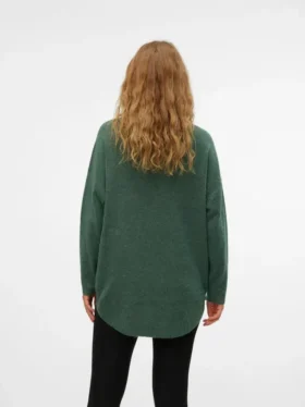 Gestrickter Pullover für Umstandsmode