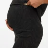 Hose in regulärer Passform