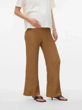 Hose mit ausgestelltem Schnitt und hoher Leibhöhe