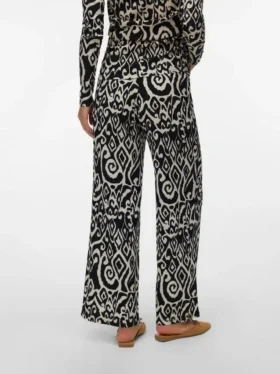 Hose mit weitem Bein