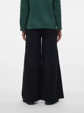 Hose mit weitem Bein