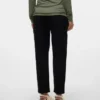 Jeans mit normaler Passform und hoher Taille