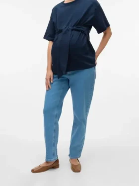 Jeans mit normaler Passform und mittlerer Taillenhöhe