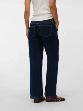 Jeans mit weitem Bein