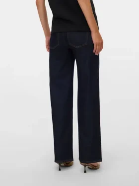 Jeans mit weitem Bein
