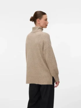 Pullover mit Rollkragen in regulärer Passform