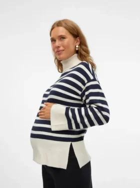Pullover mit Rollkragen in Standard-Passform