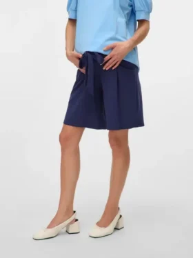 Shorts in regulärer Passform