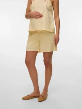 Shorts in regulärer Passform