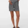 Shorts in regulärer Passform