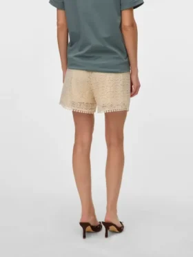 Shorts in regulärer Passform