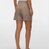 Shorts in regulärer Passform