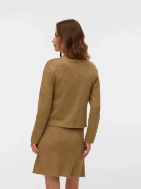 Strickjacke mit Rundhalsausschnitt und normaler Passform aus Strickwaren