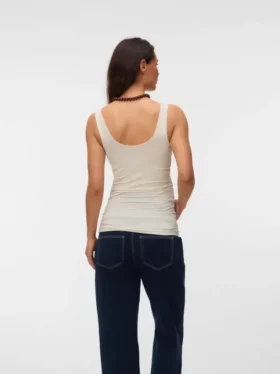 Top mit V-Ausschnitt in Regular-Fit