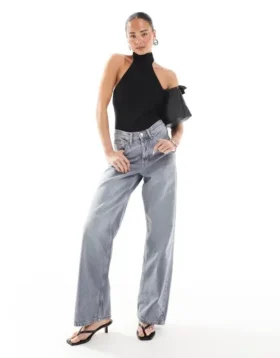 Topshop Jeans mit mittlerer Leibhöhe und lockerer Passform