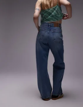 Topshop Jeans mit mittlerer Leibhöhe und lockerer Passform