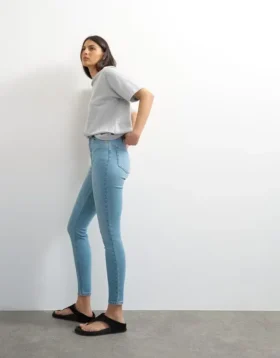 Tsjamie High-Rise-Jeans in Skinny-Passform