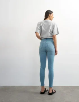 Tsjamie High-Rise-Jeans in Skinny-Passform