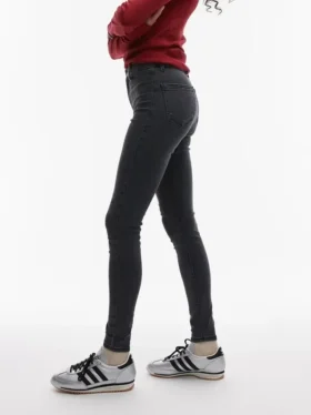 Tsjoni High-Rise-Jeans in Skinny-Passform