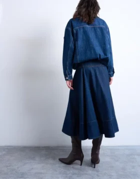 Tsleah Langrock mit hoher Taille