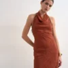 Tsnina Langes Kleid