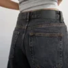 Tsvera High Rise Wide Fit – Cropped-Jeans