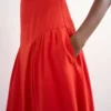 Tsviola Langes Kleid