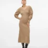 Vmangalina Langes Kleid