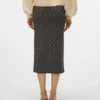 Vmaria Langrock mit hoher Taille