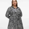Vmcdebbyana Kurzkleid