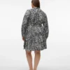 Vmcdebbyana Kurzkleid