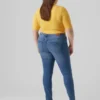 Vmcfanya Mid-Rise-Jeans in Slim-Fit