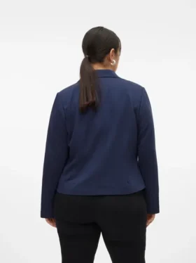 Vmcharuki Blazer