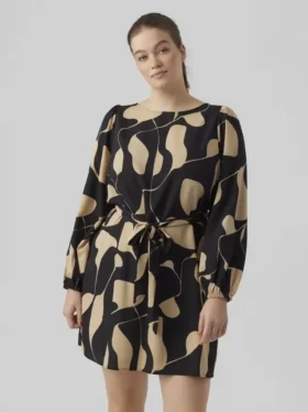 Vmclydia Kurzkleid mit Shorts