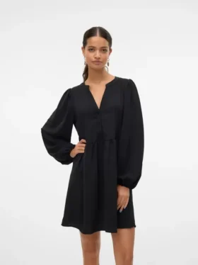 Vmemma Kurzes Kleid mit Shorts