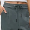 VMEva Hose mit mittlerer Taillenhöhe