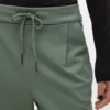 Vmeva-Hose mit niedriger Leibhöhe