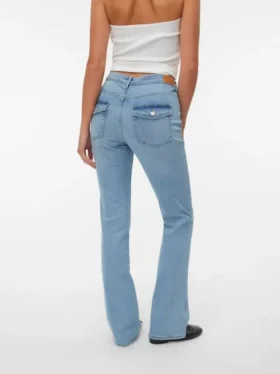 Vmflash Jeans mit mittlerer Leibhöhe und ausgestelltem Schnitt