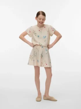 Vmjosie kurzer Rock mit mittlerer Taillenhöhe als Shorts