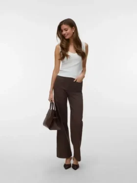 Vmkayla Jeans mit hoher Leibhöhe und weitem Bein