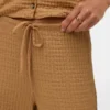 Vmlina-Hose mit mittlerer Taillenhöhe