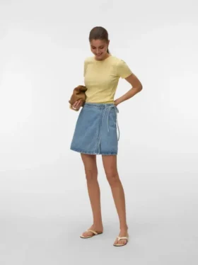 Vmliza kurzer Rock mit mittlerer Taillenhöhe als Shorts