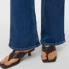 Vmphoebe Jeans mit mittlerer Leibhöhe und ausgestelltem Schnitt