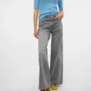 Vmremy Jeans mit mittlerer Leibhöhe und weitem Bein
