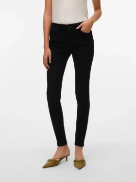 Vmseven Mid-Rise-Jeans in Slim-Fit-Passform