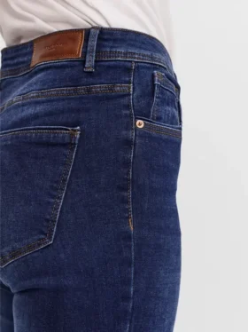 VMTanya Mid-Rise-Jeans in Skinny-Passform